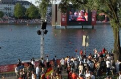 2006_06_09-Fussball-WM-015